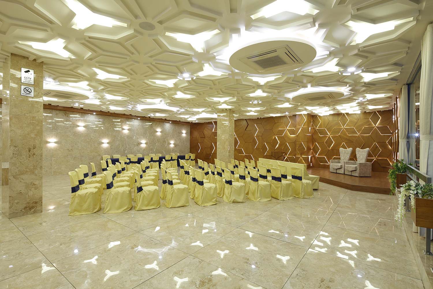NOVUS BANQUET NOVUS BANQUET