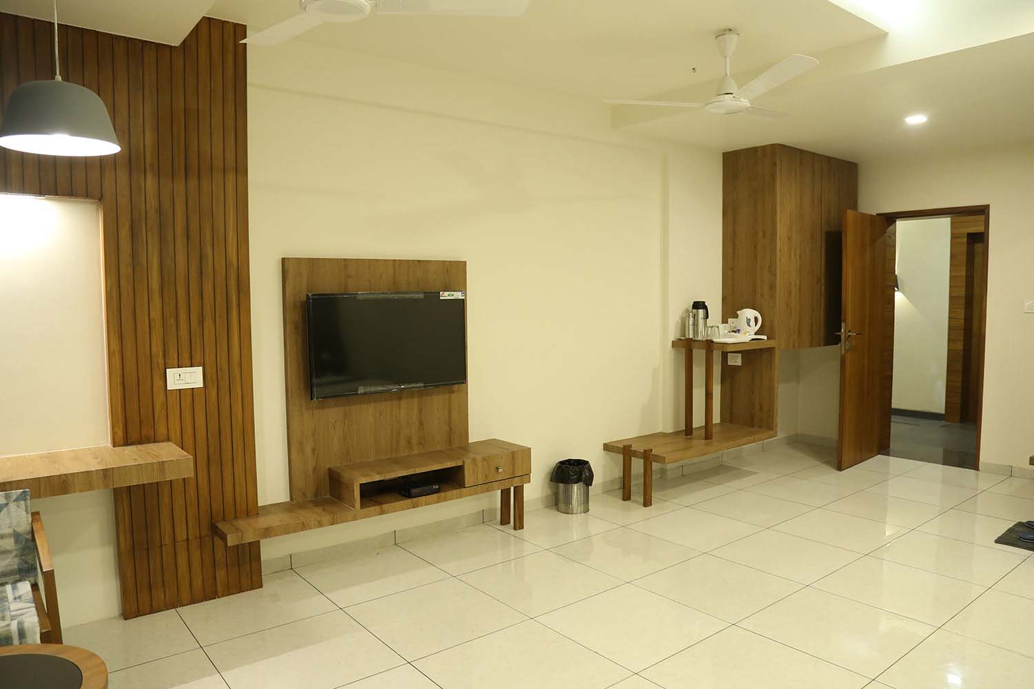 NOVUS ROOMS NOVUS ROOMS